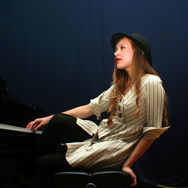 Joanna Newsom: commercial